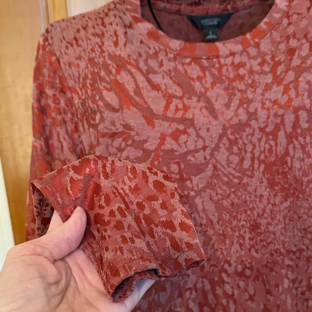🧡🧡🧡BOGOHO🧡🧡🧡Vera Wang Textured Long Sleeve Top-Large